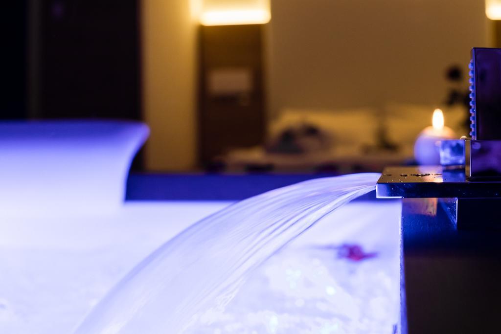 Hotel Collini Пінцоло Екстер'єр фото