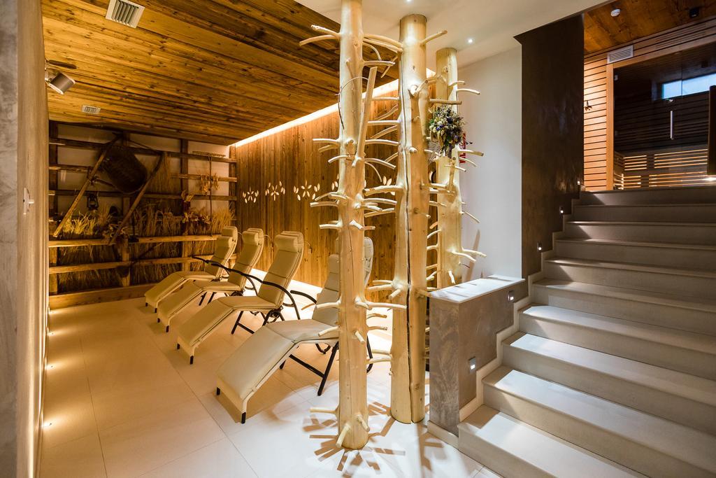 Hotel Collini Пінцоло Екстер'єр фото