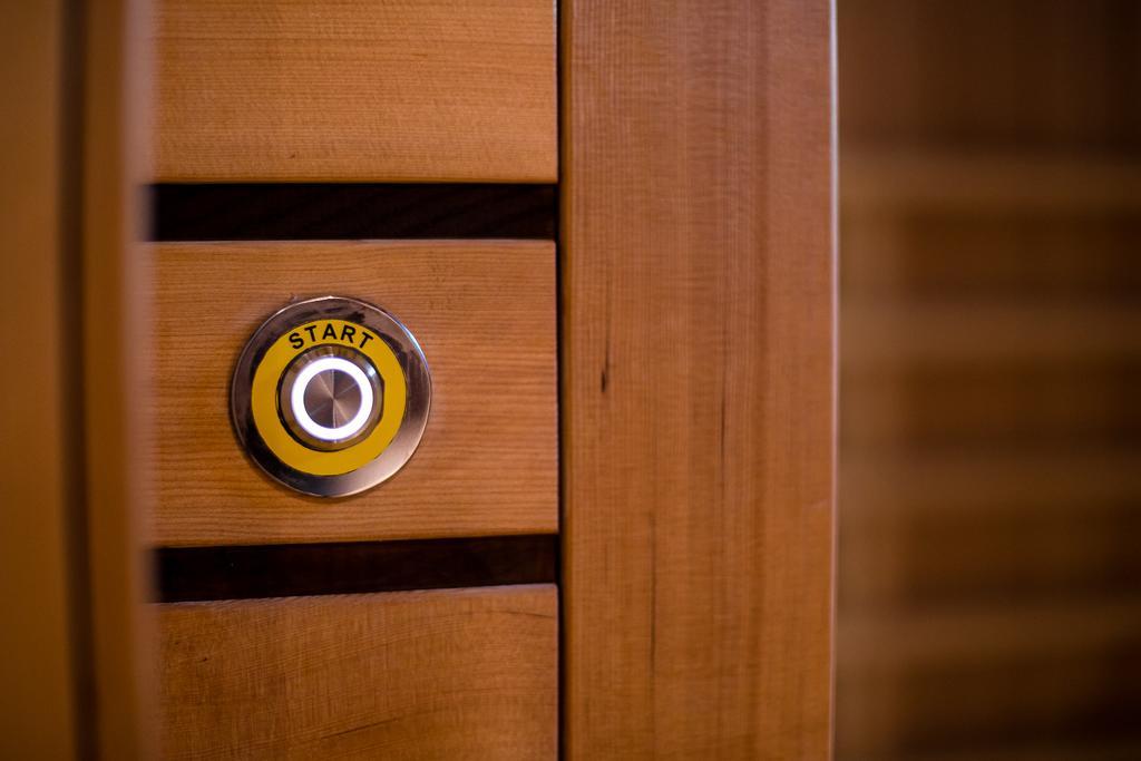 Hotel Collini Пінцоло Екстер'єр фото